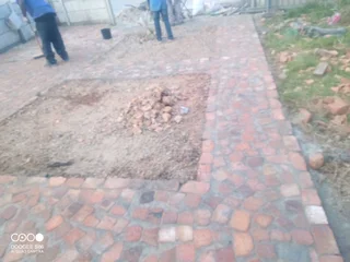 Half brick professionals