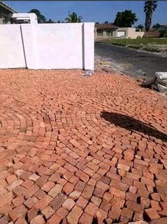 Half brick professional pavers