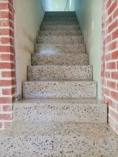 Grinding and polishing of floors