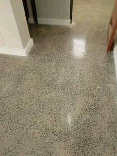 Grinding and polishing of floors