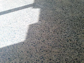 Grinding and polishing of floors