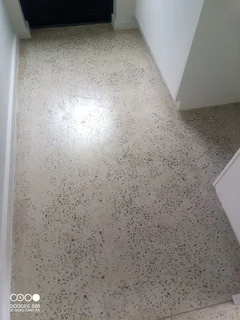 Grinding and polishing of floors