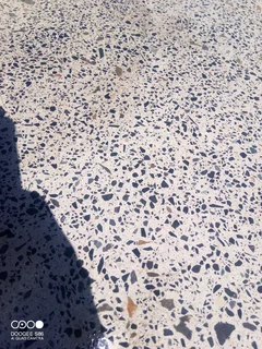 Grinding and polishing of floors