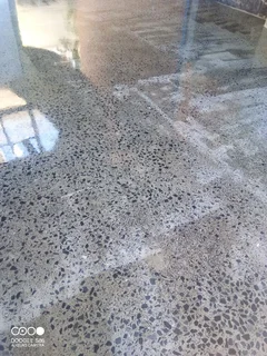 Grinding and polishing of floors