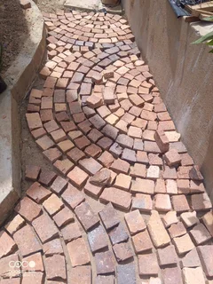 Half brick professionals