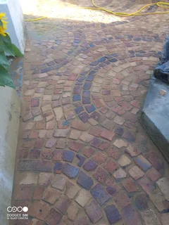 Half brick professionals