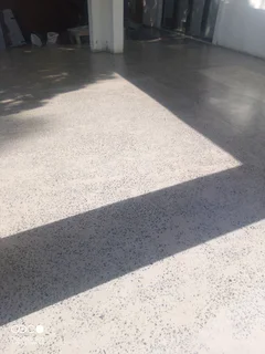 GRINDING AND POLISHING OF FLOORS