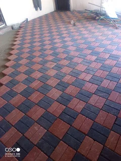 Cheap cement bond PAVING