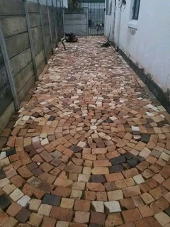 Half brick professionals