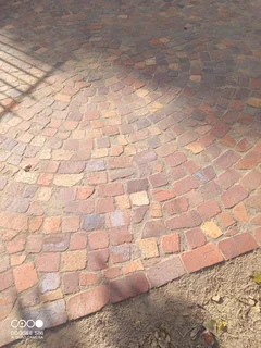 Wheatstone half brick paving