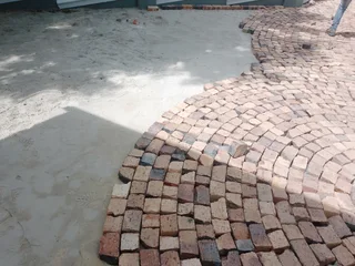 Half Bricks Professional Pavers