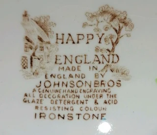 60 Piece Happy England Dinner service set made by Johnson Brothers.