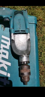 Makita power drill