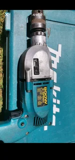 Makita power drill