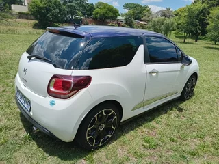 2013 Citroen DS3 Hatchback