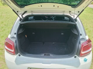 2013 Citroen DS3 Hatchback