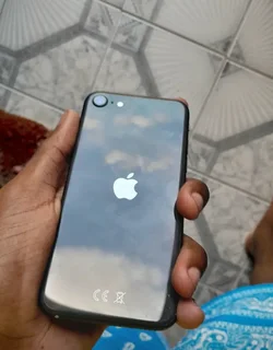 iPhone SE 2020 64GB