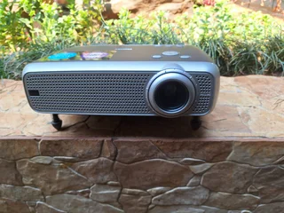 Projector - Ad posted by Rol Pol