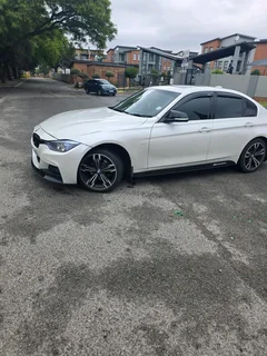 Bmw f30 2014 model  320d