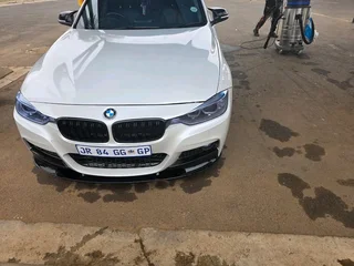 Bmw f30 2014 model  320d