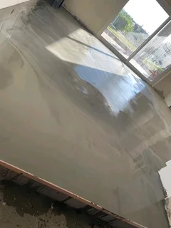 Epoxy resin floors and polyurethane floors.