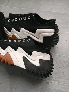 Fabric dyeing services