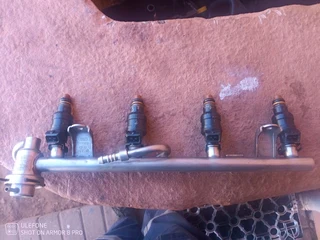 Polo injectors on rail