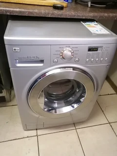 SILVER 8.5/4.2KG LG WASHER DRYER COMBO