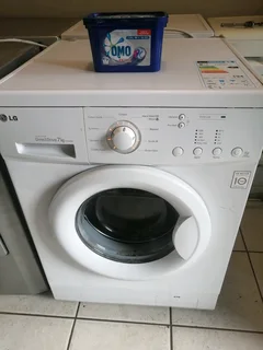 7KG LG DIRECT DRIVE FRONT LOADER