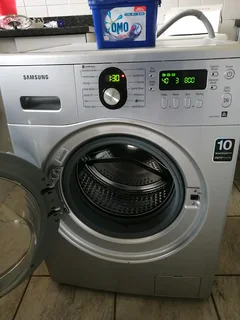 SILVER 8/5KG SAMSUNG WASHER AND DRYER COMBO FRONT LOADER