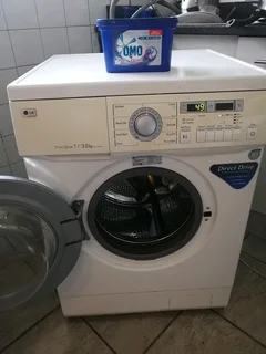 7/3.5KG LG WASHER DRYER COMBO FRONT LOADER