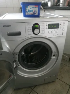 SILVER 9KG SAMSUNG QUIET DRIVE FRONT LOADER