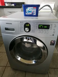 SILVER 8/5KG SAMSUNG WASHER AND DRYER COMBO FRONT LOADER