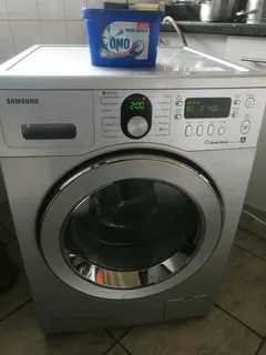 SILVER 9KG SAMSUNG QUIET DRIVE FRONT LOADER