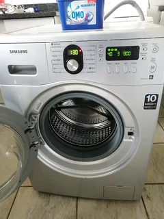 SILVER 8/5KG SAMSUNG WASHER AND DRYER COMBO FRONT LOADER