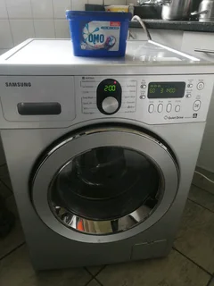 SILVER 9KG SAMSUNG QUIET DRIVE FRONT LOADER