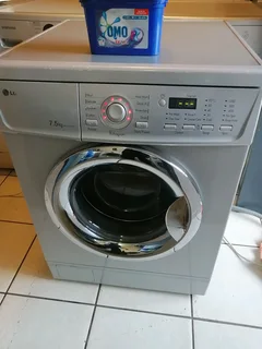 SILVER 7.5KG LG FRONT LOADER