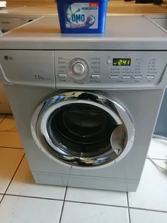 SILVER 7.5KG LG FRONT LOADER