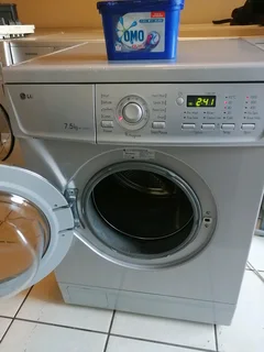 SILVER 7.5KG LG FRONT LOADER