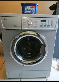 SILVER 7.5KG LG FRONT LOADER