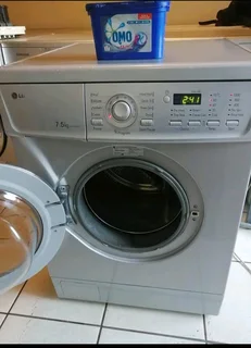 SILVER 7.5KG LG FRONT LOADER