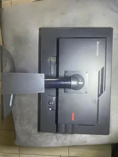 24&#34; Lenovo Screen: LT2452p Wide Flat Panel Monitor