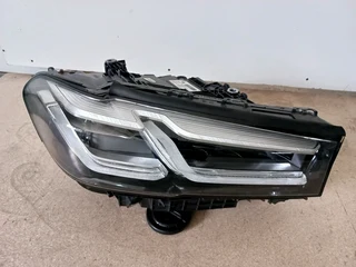 2021 2022 2023 BMW 5 series M5 G30 G30 LCI Rhs Headlight.