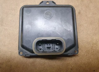 AUDI A3 S3 RS3 8V FL FULL LED HEADLIGHT Control Module - 8S0907397D