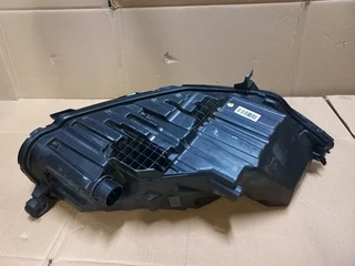 2016 - 2018 JAGUAR XF F-Pace Left LED Technology Headlight.