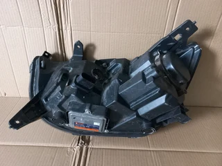 JAC T8 Double Cab Right LED Headlight.