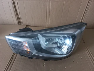2020 Kia Pegas Left Halogen Lamp.