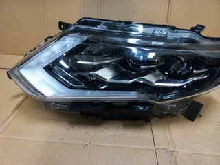 2017 - 2019 Nissan X-Trail Left LED Headlight.