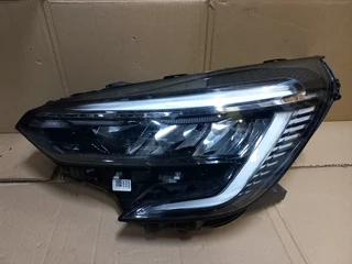 2024 Renault Clio V Left Full LED Headlight.