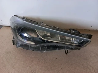 2021 - 2024 Toyota Corolla Cross LED Xenon Headlight.